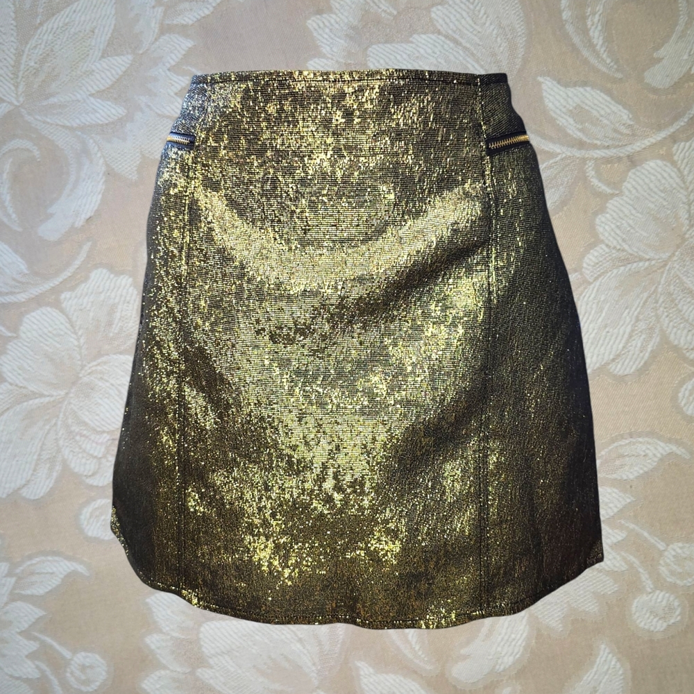 Silence + Noise Gold Foil Mini SkirtSize 6 | High-Waisted | NWOT